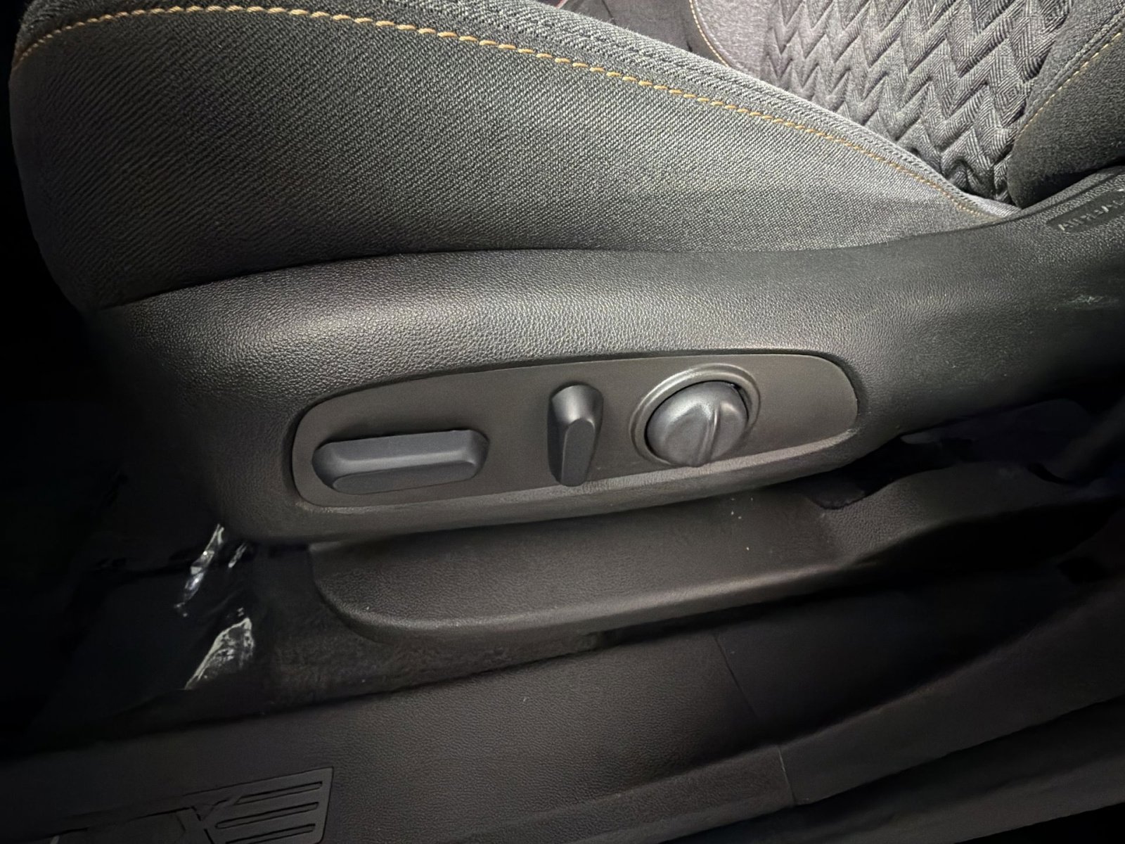 Used 2023 Chevrolet Equinox LT AWD/4WD image 14
