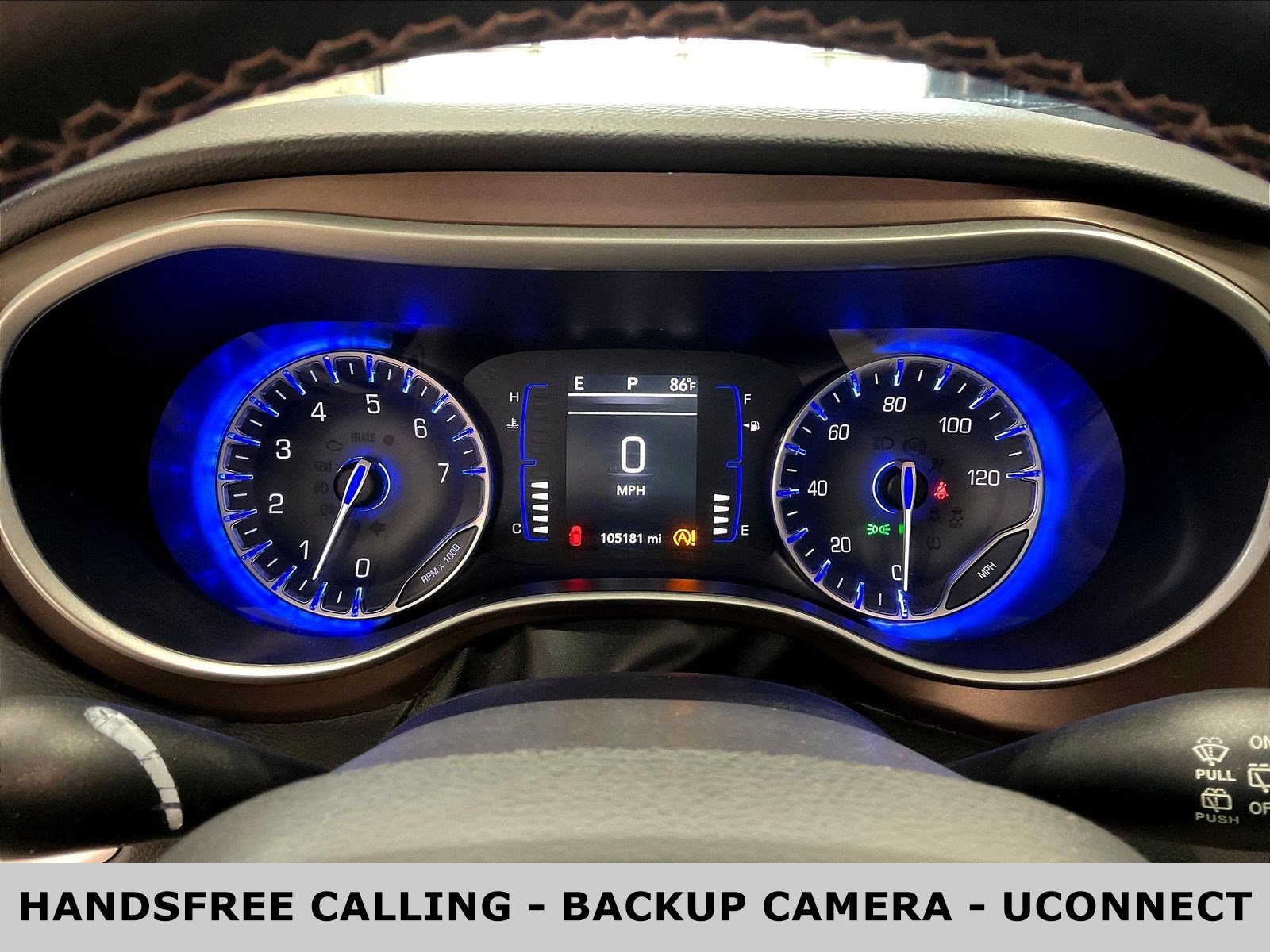 Used 2018 Chrysler Pacifica Touring-L FWD image 13