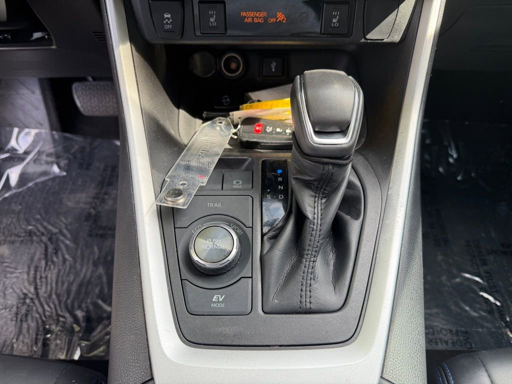Used 2022 Toyota RAV4 XSE w/ XSE Grade Weather Package image 24