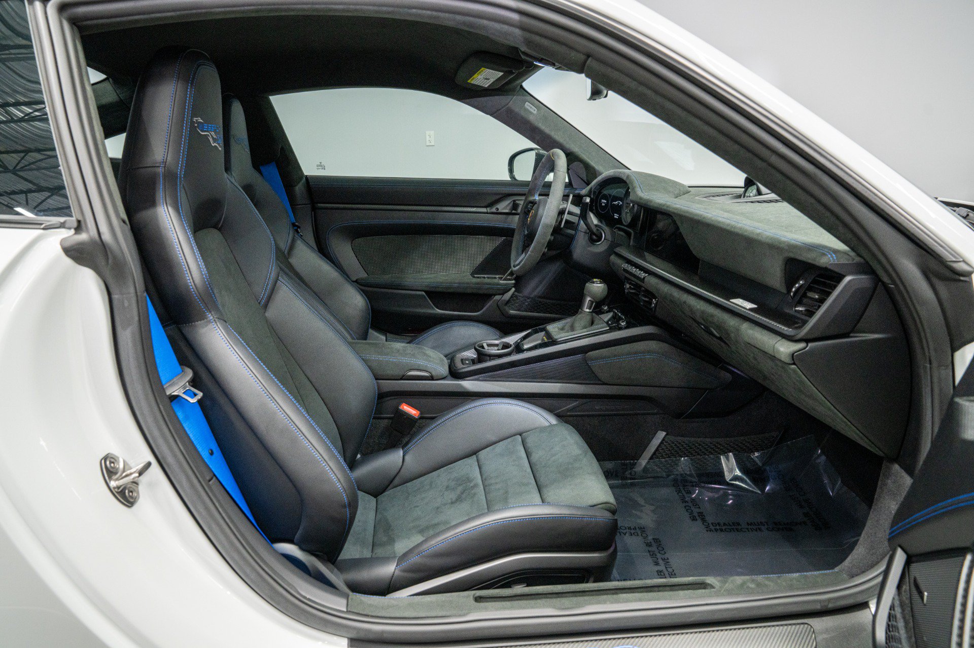 Used 2025 Porsche 911 GT3 RS RWD image 37