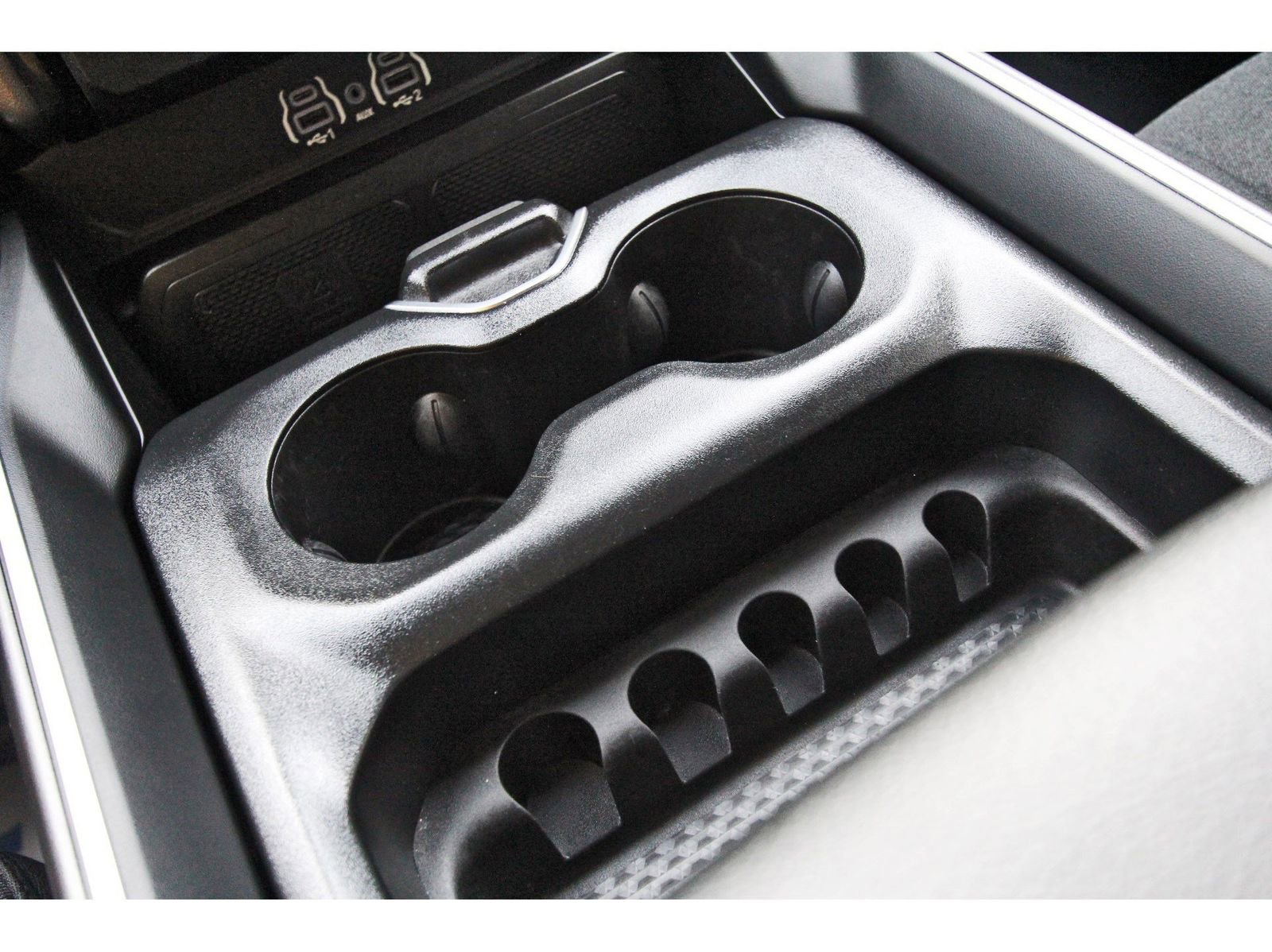 Used 2025 RAM 1500 Lone Star image 29