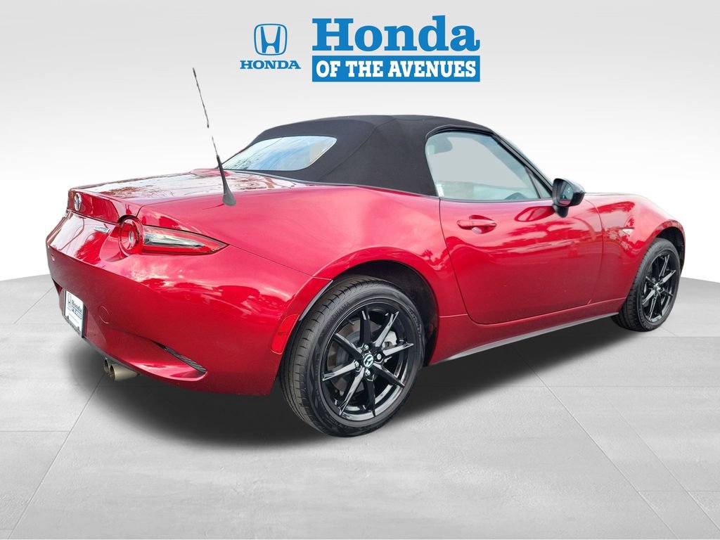 Used 2025 MAZDA MX-5 Miata Sport RWD image 4