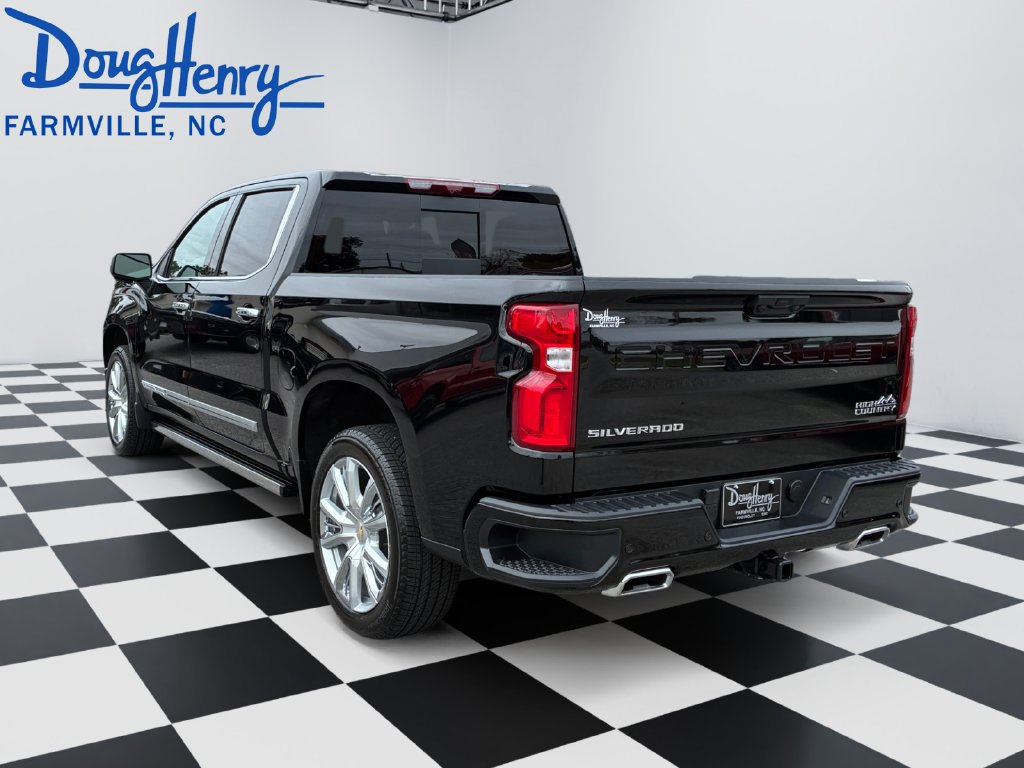 New 2026 Chevrolet Silverado 1500 High Country w/ Technology Package AWD/4WD image 3