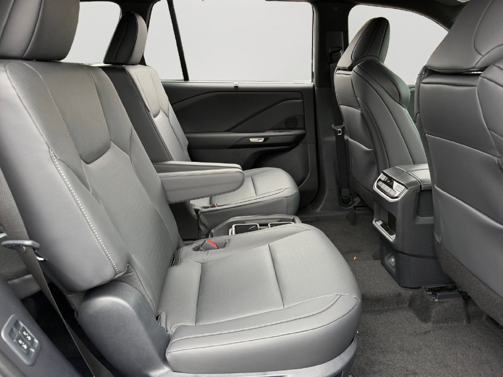 New 2026 Lexus TX 500h AWD image 6