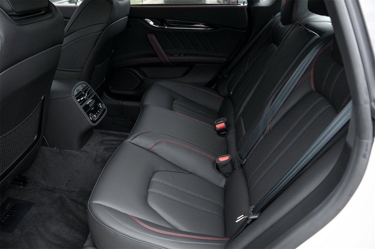 Certified 2024 Maserati Quattroporte Modena Ultima Q4 image 26