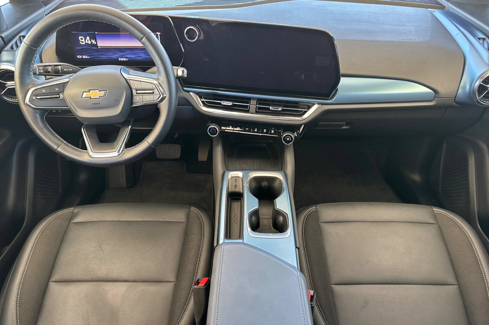 Used 2024 Chevrolet Equinox EV LT FWD image 13