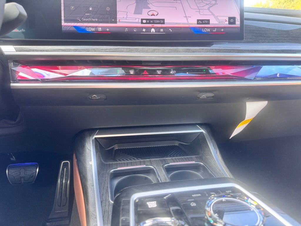 Used 2026 BMW 740i xDrive image 9