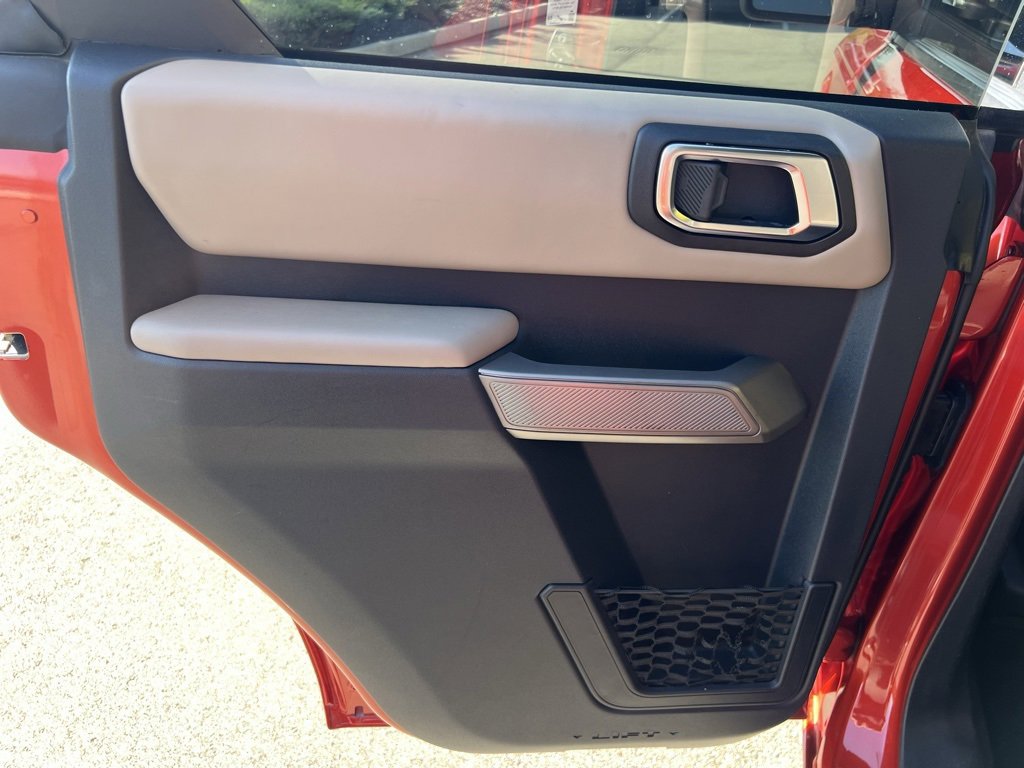 Used 2023 Ford Bronco Wildtrak image 25