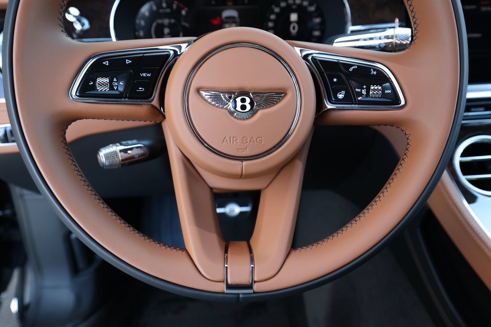Certified 2026 Bentley Continental GT Azure AWD/4WD image 30