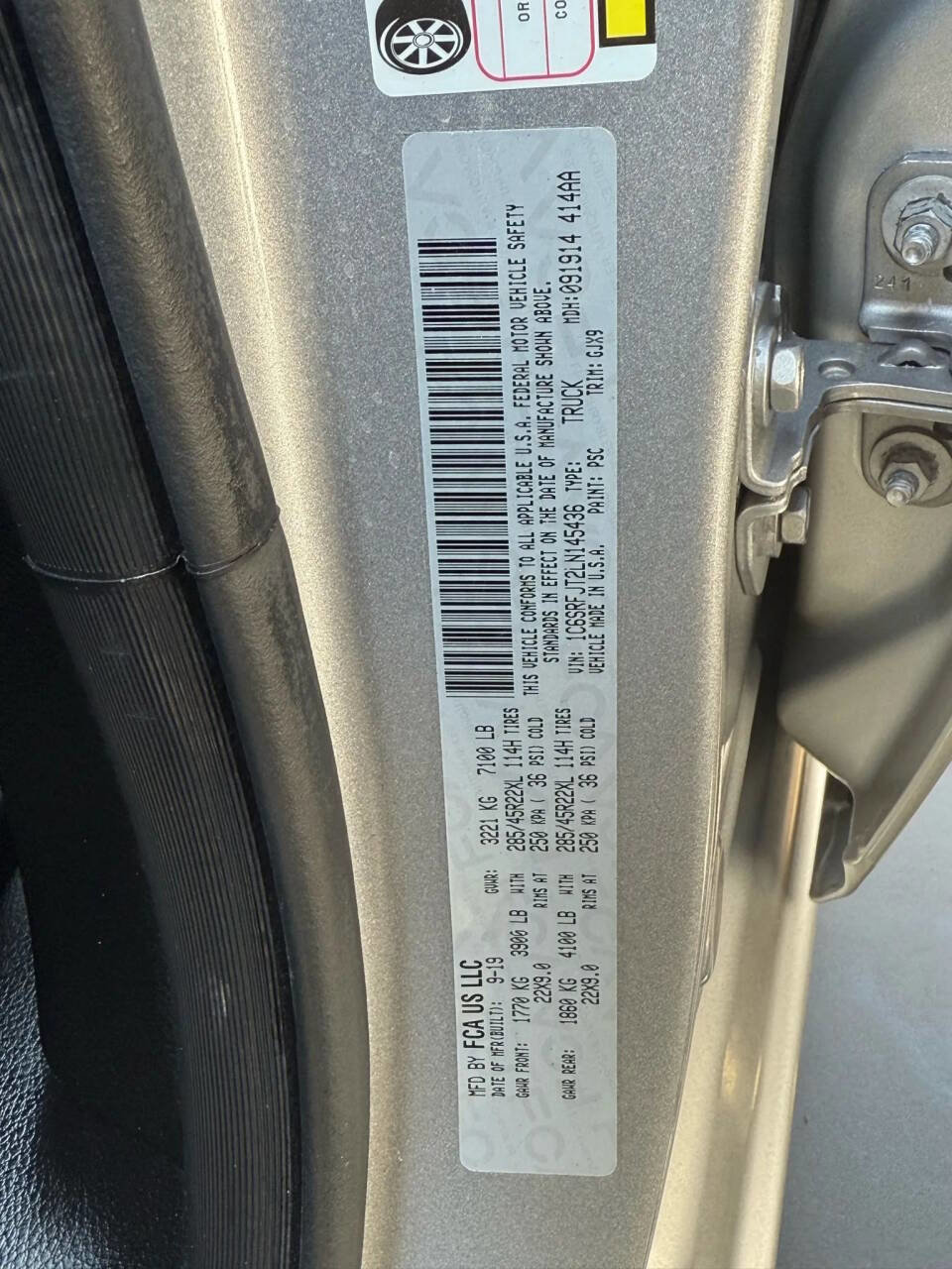 Used 2020 RAM 1500 Laramie image 37