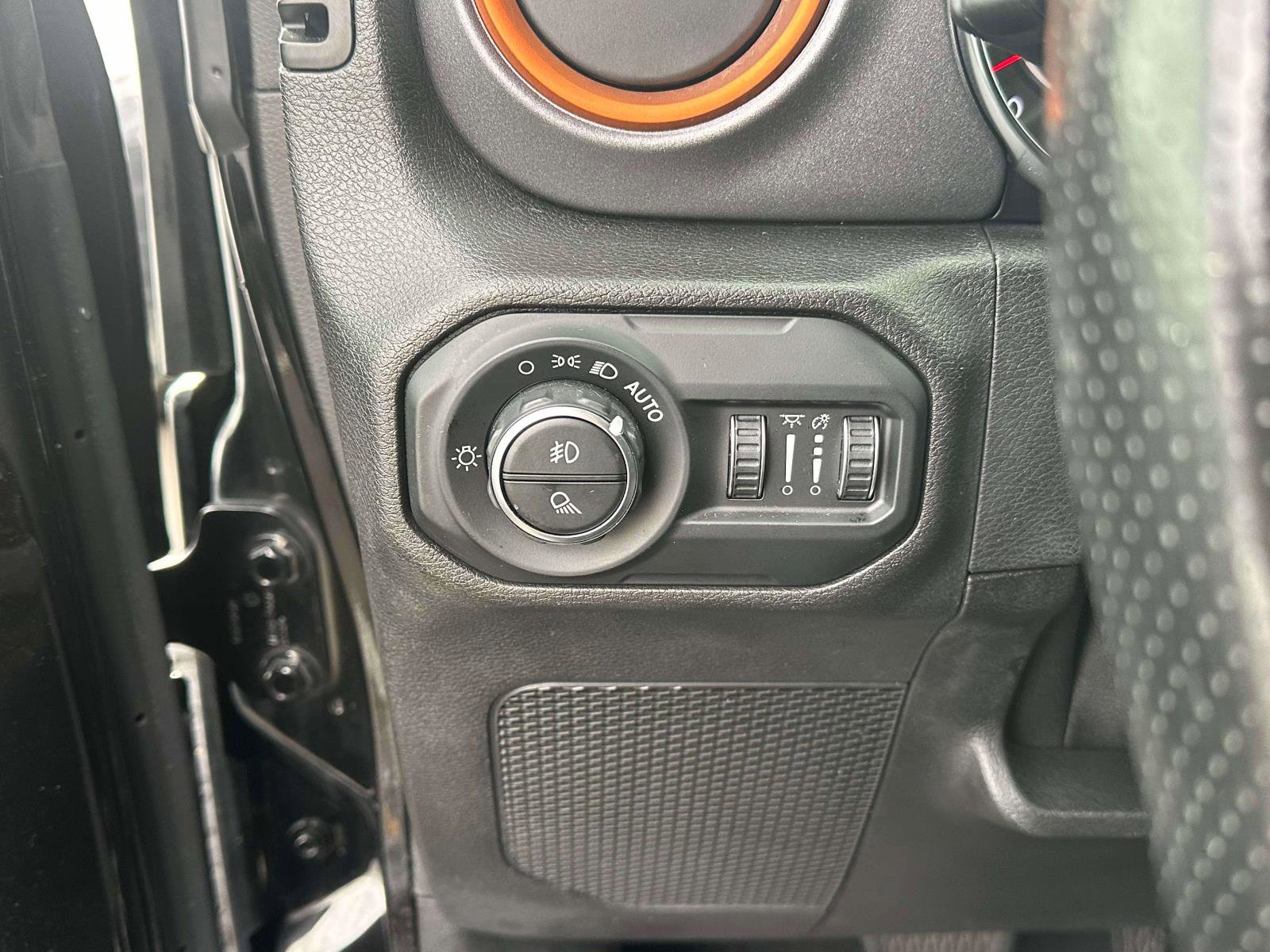 Used 2021 Jeep Gladiator Mojave image 19