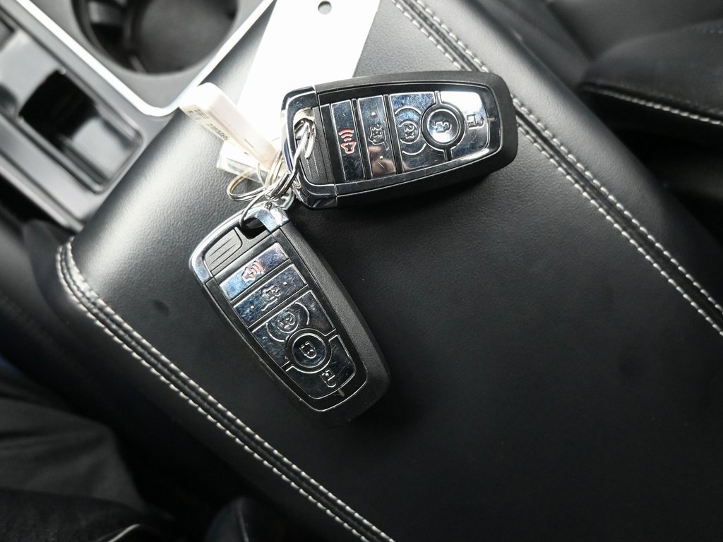 Used 2022 Lincoln Corsair AWD w/ Equipment Group 101A image 10