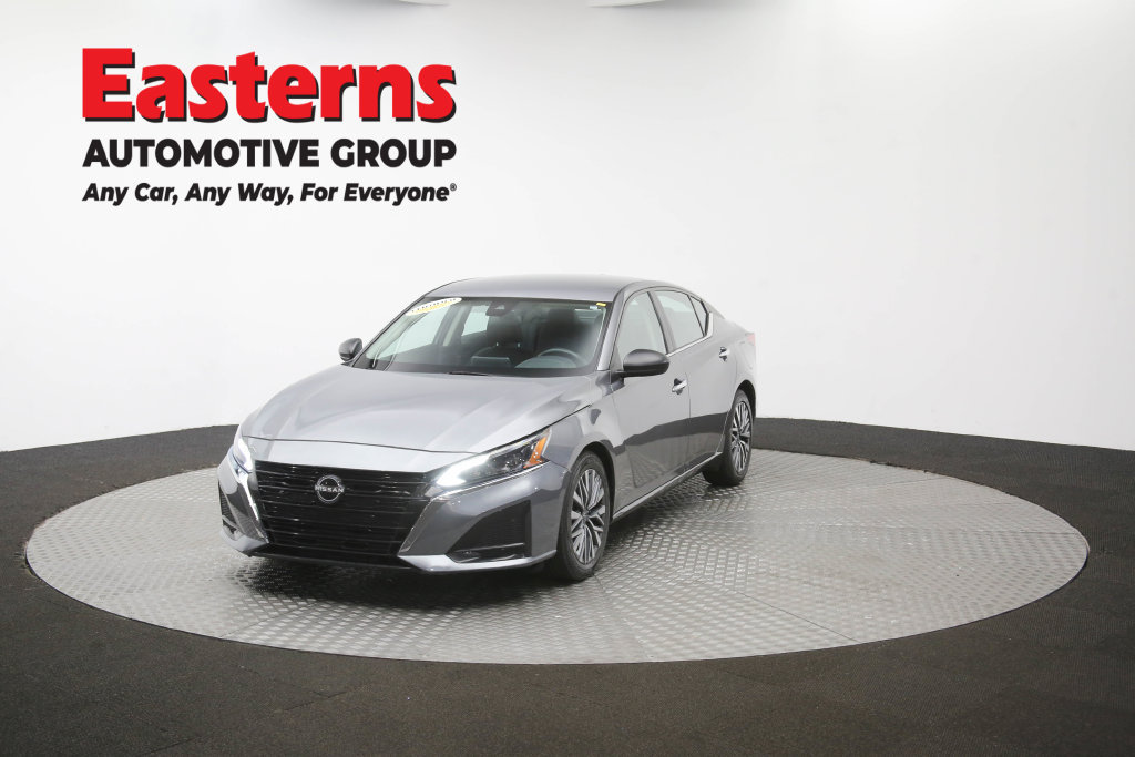 Used 2024 Nissan Altima 2.5 SV FWD image 57