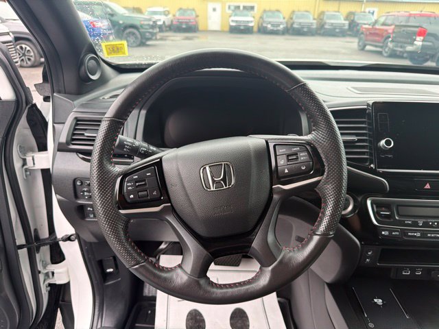 Used 2025 Honda Ridgeline Black Edition image 24
