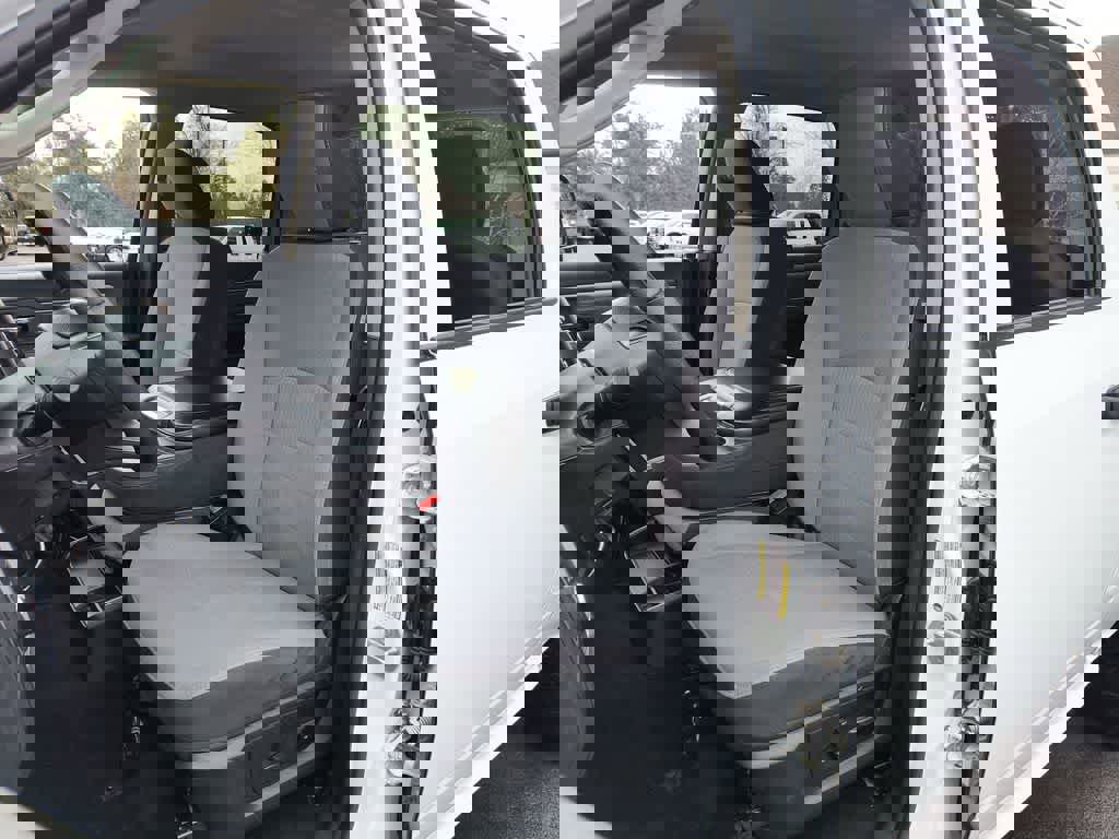 Used 2023 RAM 1500 Classic SLT image 11