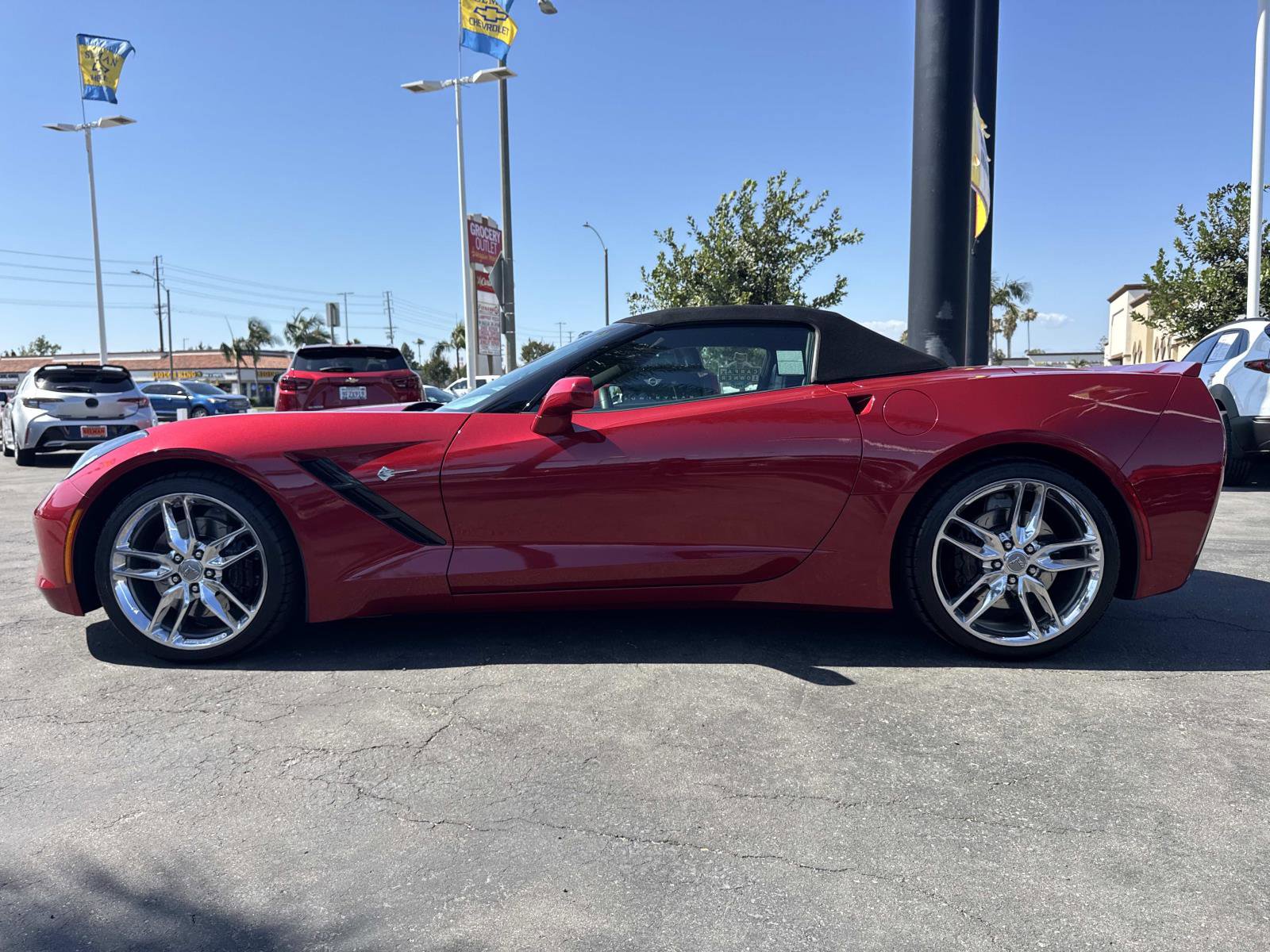 Used 2014 Chevrolet Corvette Stingray Convertible w/ 3LT Preferred Equipment Group RWD image 8