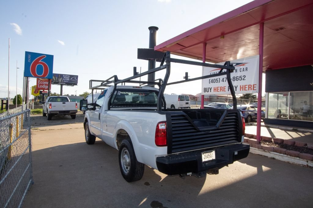 Used 2015 Ford F250 XL RWD image 4
