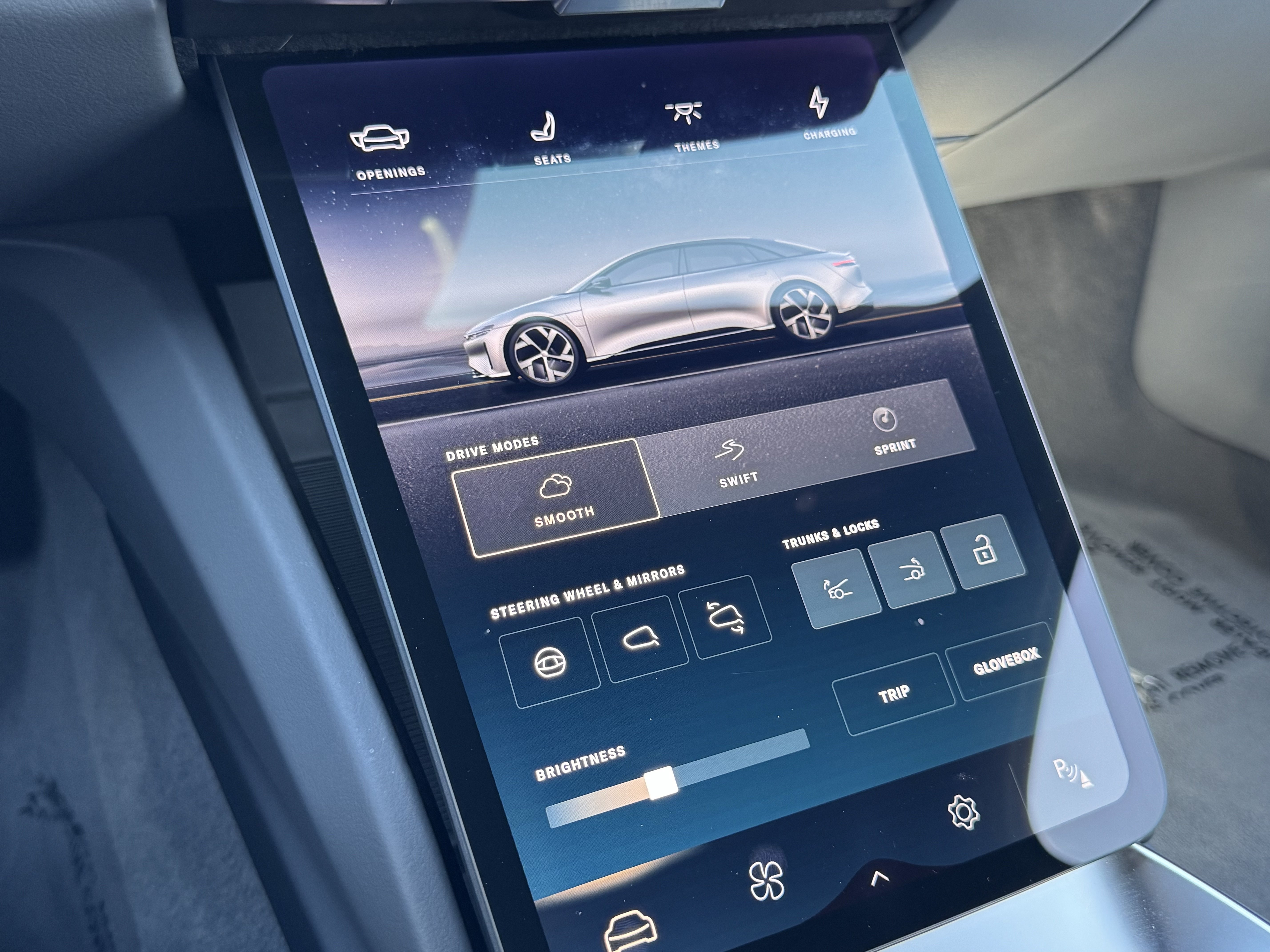 Used 2023 Lucid Air Pure AWD/4WD image 24