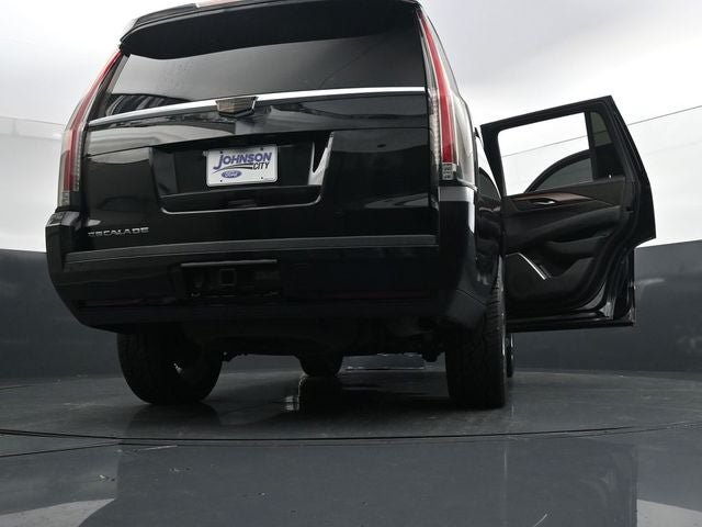 Used 2020 Cadillac Escalade Luxury AWD/4WD image 42