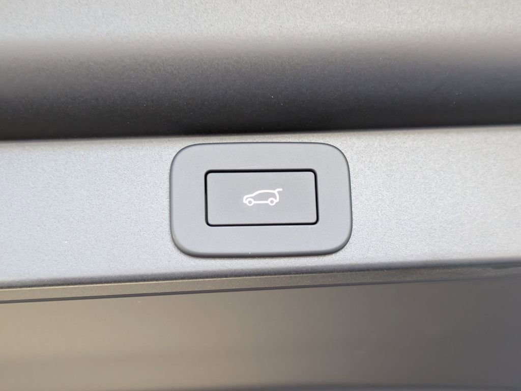 New 2026 Land Rover Range Rover Autobiography image 13