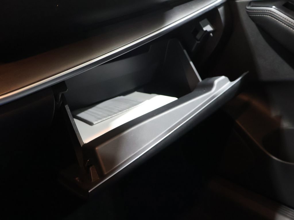 Used 2023 Nissan Rogue SV w/ SV Premium B Package image 31