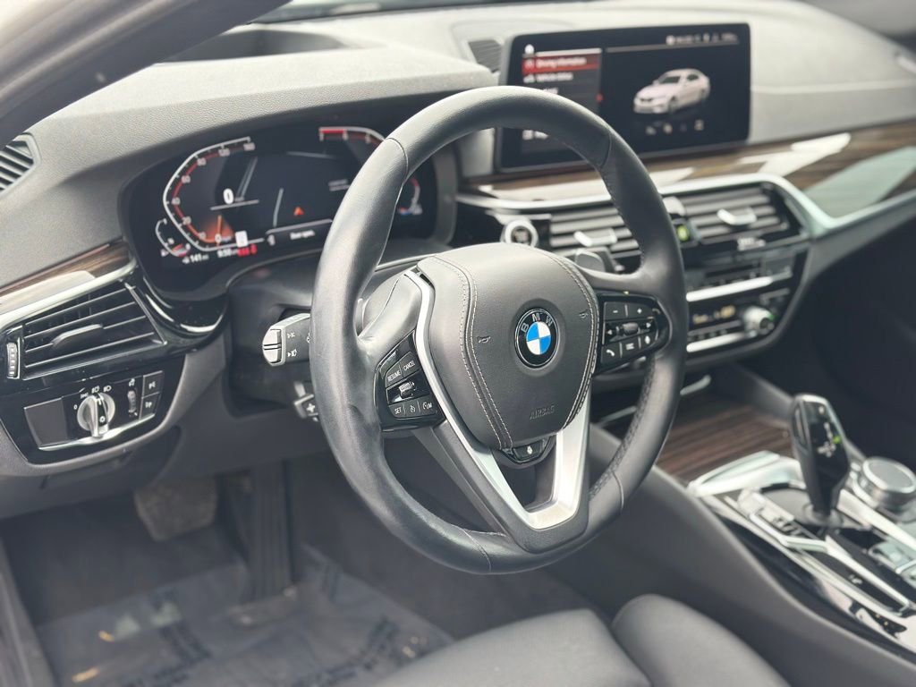 Used 2023 BMW 530i xDrive w/ Premium Package image 14