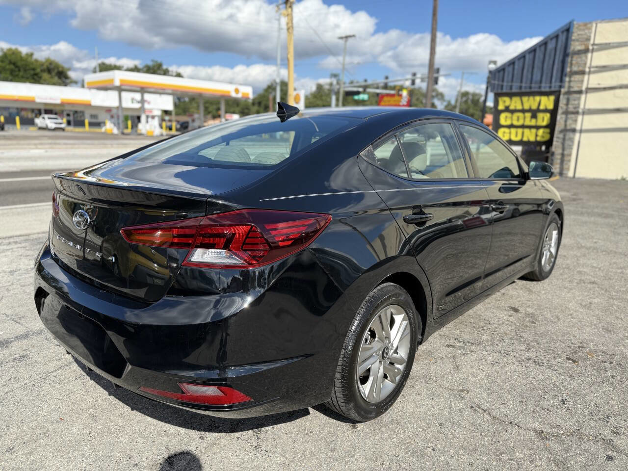 Used 2019 Hyundai Elantra SEL image 7