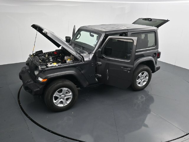 Used 2023 Jeep Wrangler Sport AWD/4WD image 40