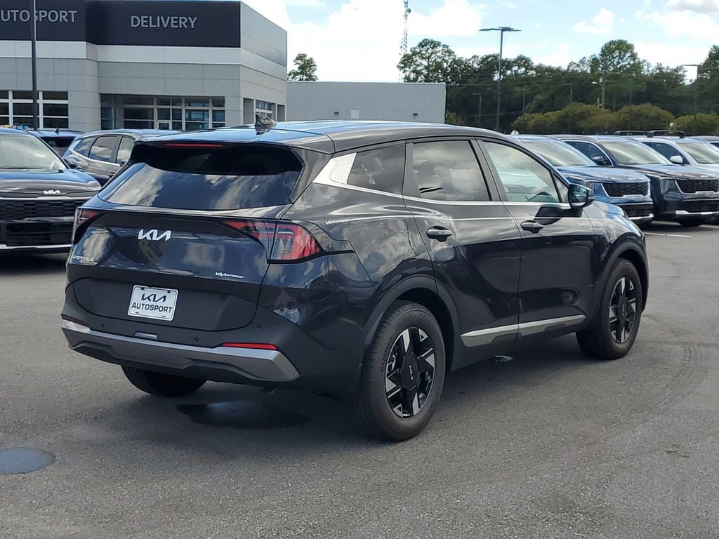 New 2026 Kia Sportage LX w/ LX Convenience Package FWD image 4