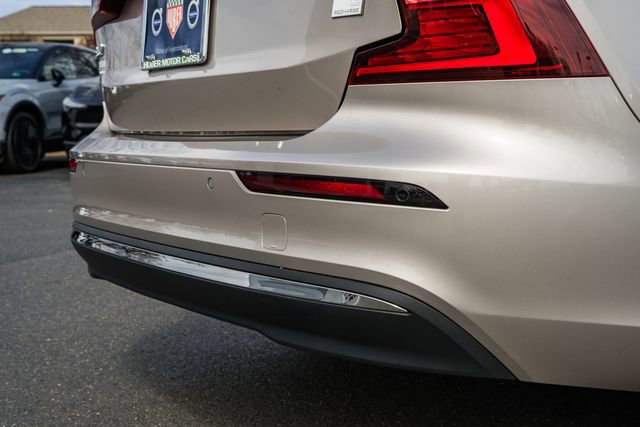 Certified 2023 Volvo S60 T8 Ultimate image 7