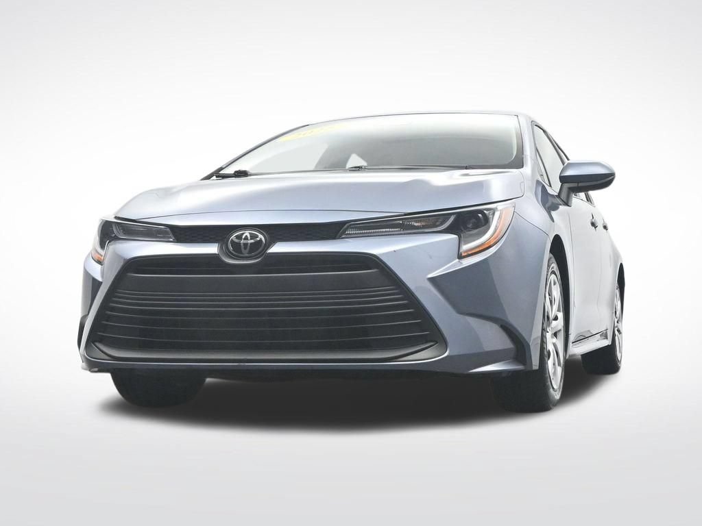 Used 2025 Toyota Corolla LE w/ Convenience Package FWD image 43