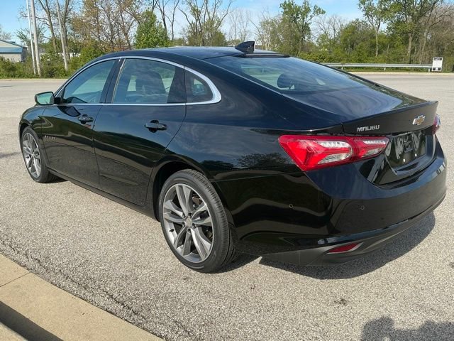Used 2023 Chevrolet Malibu LT FWD image 4