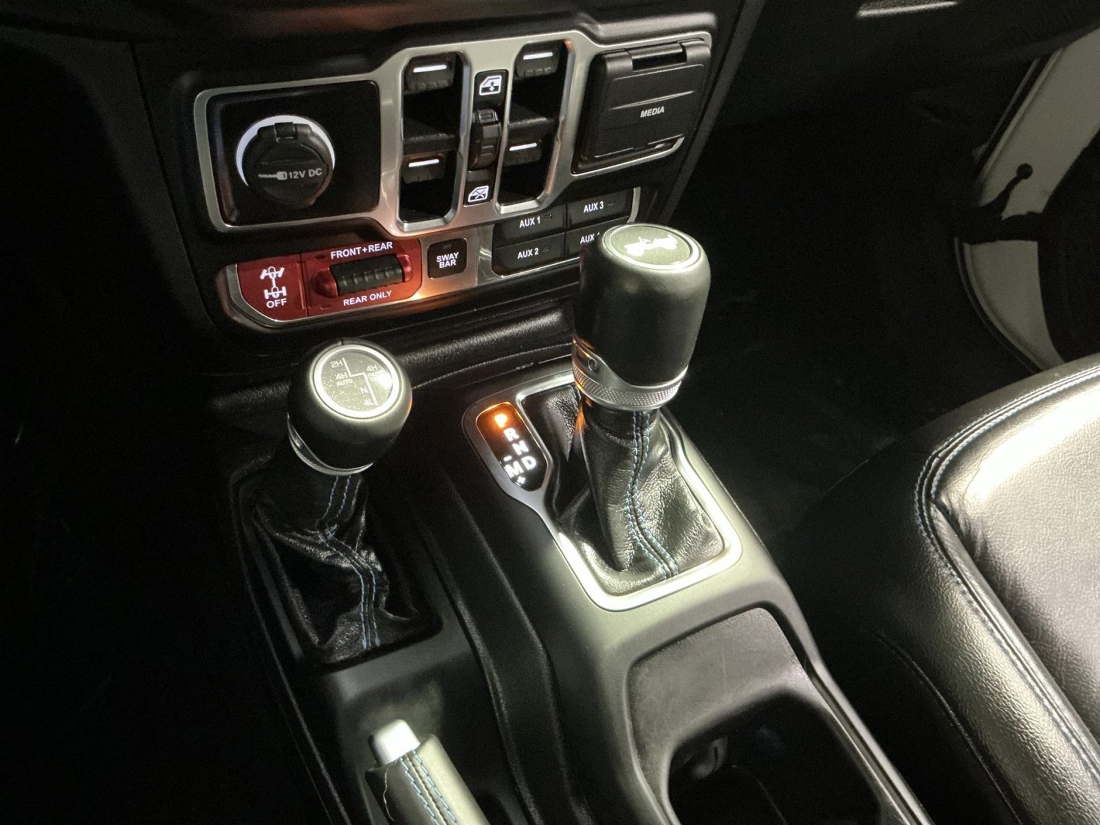 Used 2021 Jeep Wrangler Unlimited Rubicon 4xe w/ Steel Bumper Group image 30