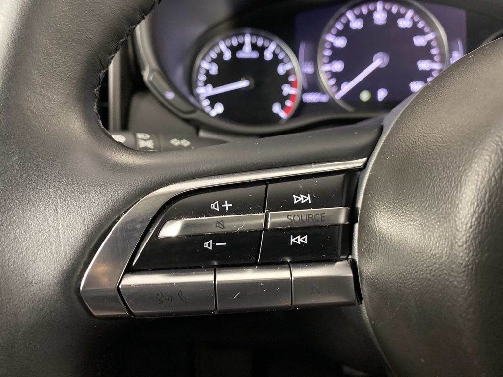 Used 2025 MAZDA CX-50 AWD 2.5 S w/ Premium Package image 18