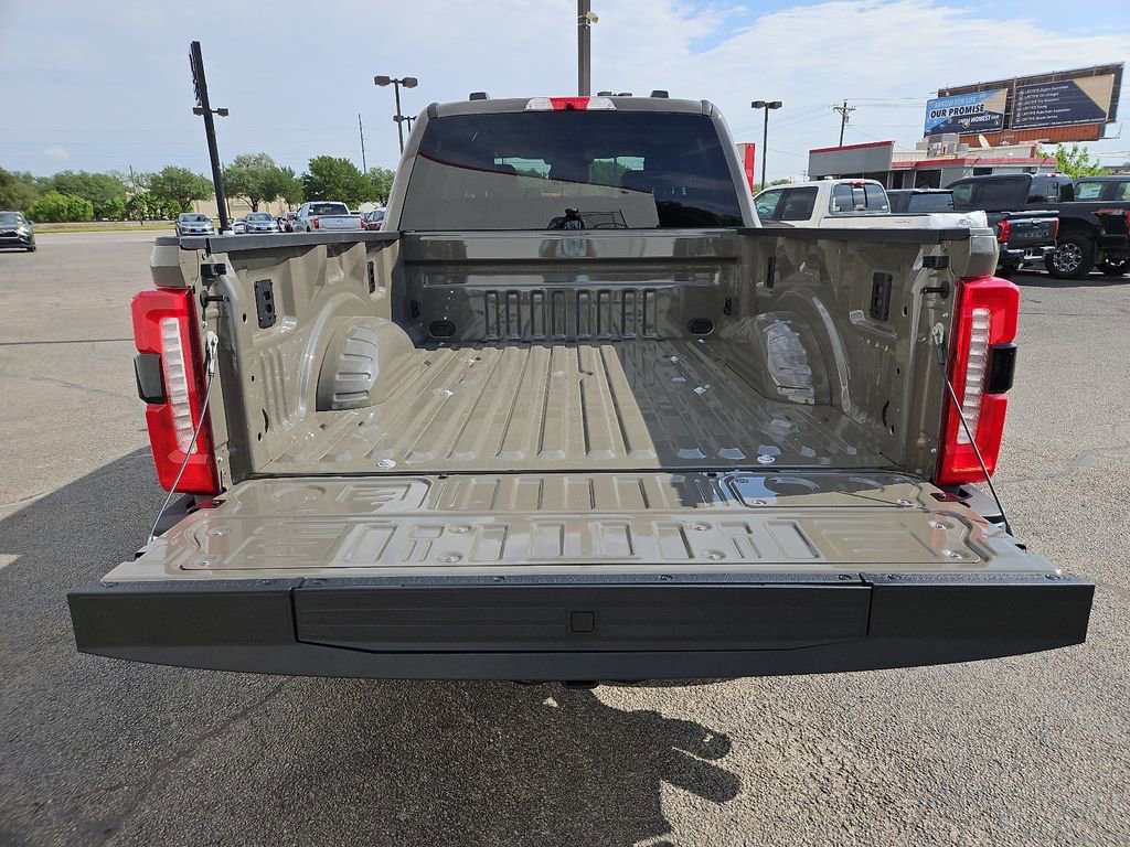 New 2026 Ford F250 Lariat AWD/4WD image 18