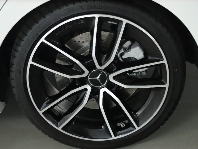 Used 2025 Mercedes-Benz CLA 35 AMG 4MATIC image 38
