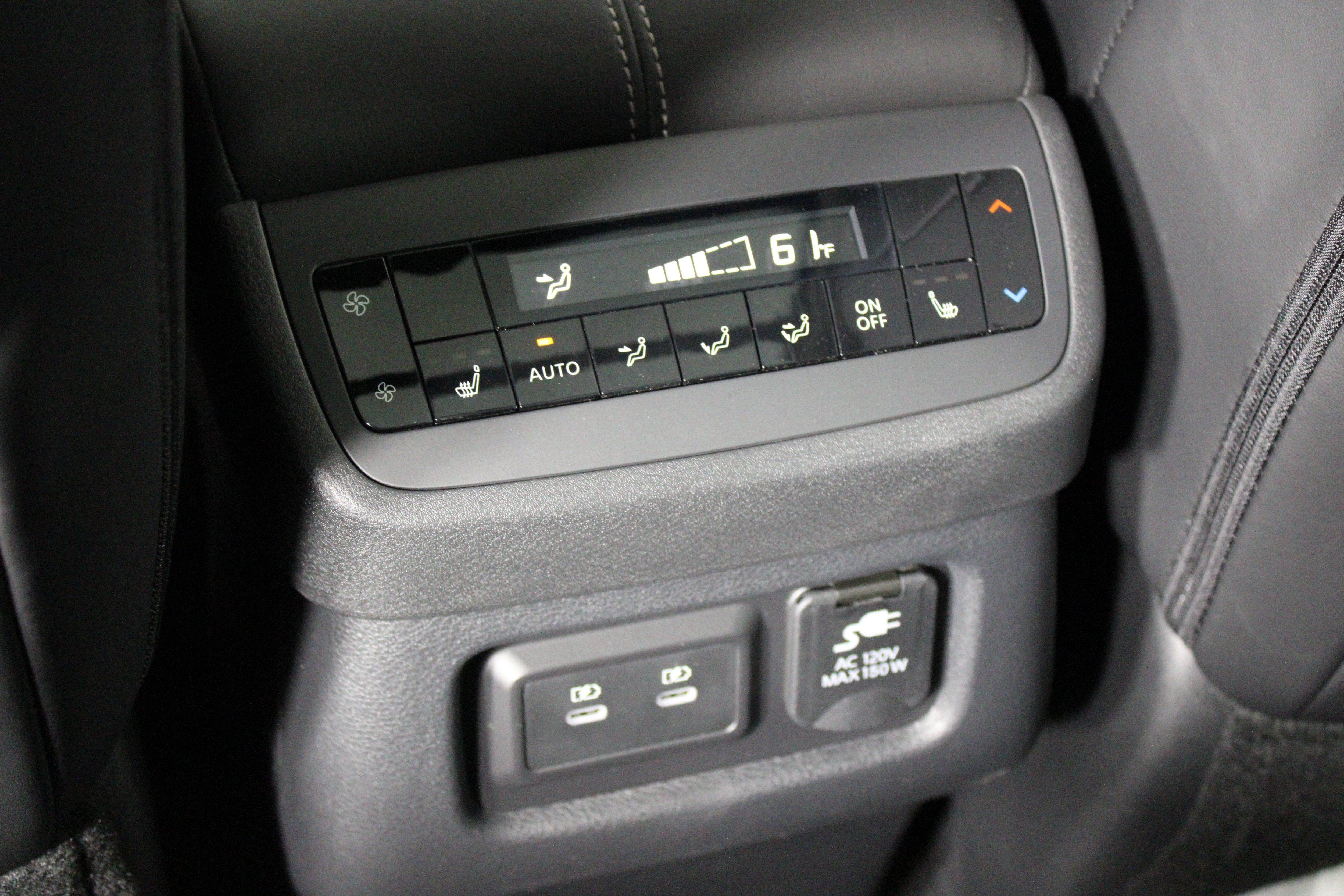 New 2026 Nissan Pathfinder Platinum FWD image 19