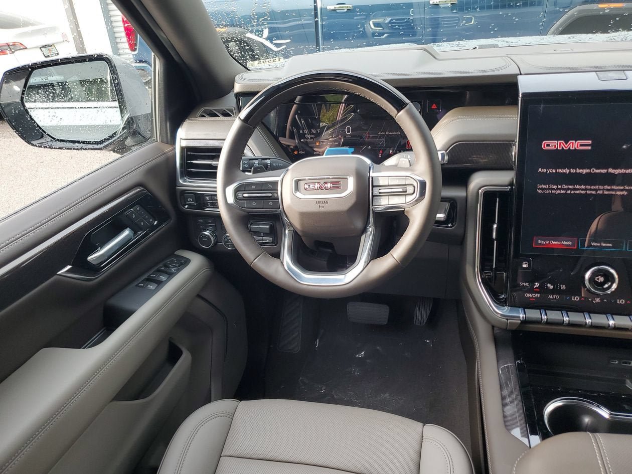 New 2026 GMC Yukon XL Elevation w/ Elevation Premium Package AWD/4WD image 13