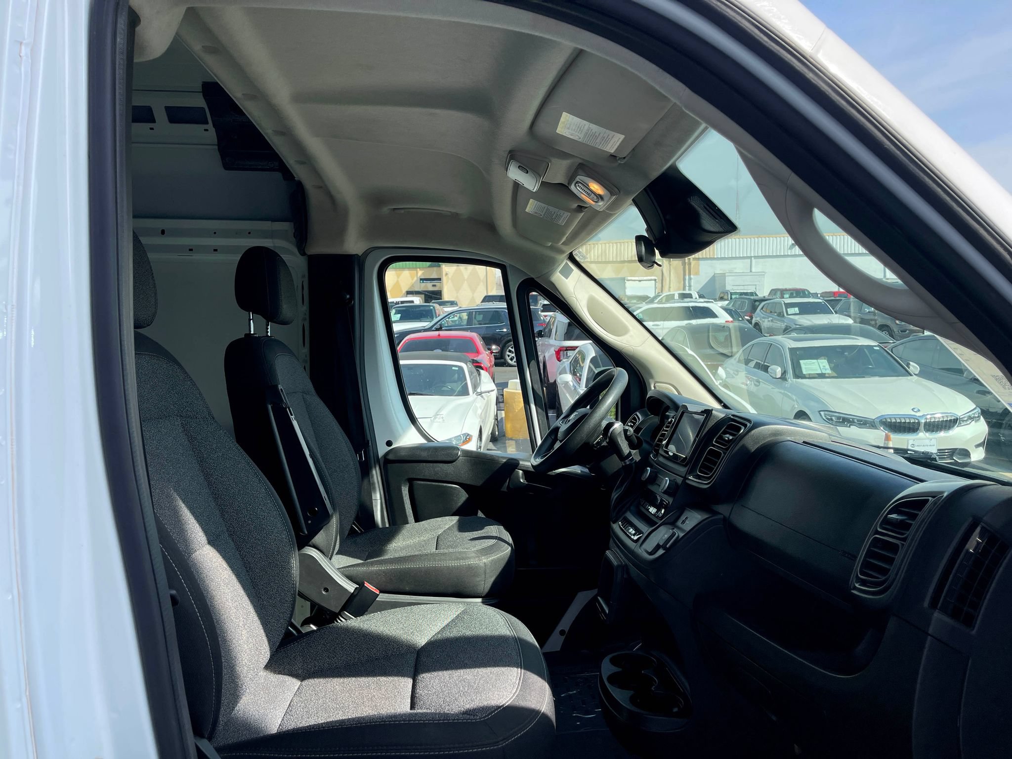 Used 2023 RAM ProMaster 2500 FWD image 28