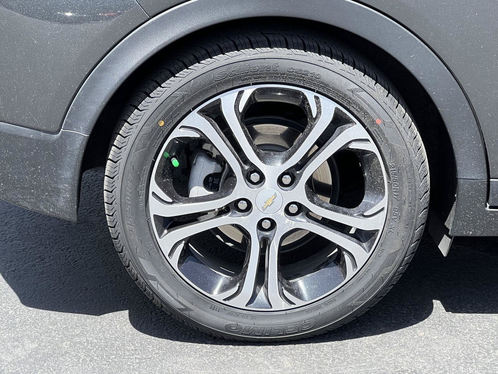 Used 2018 Chevrolet Bolt Premier w/ Driver Confidence II Package FWD image 15