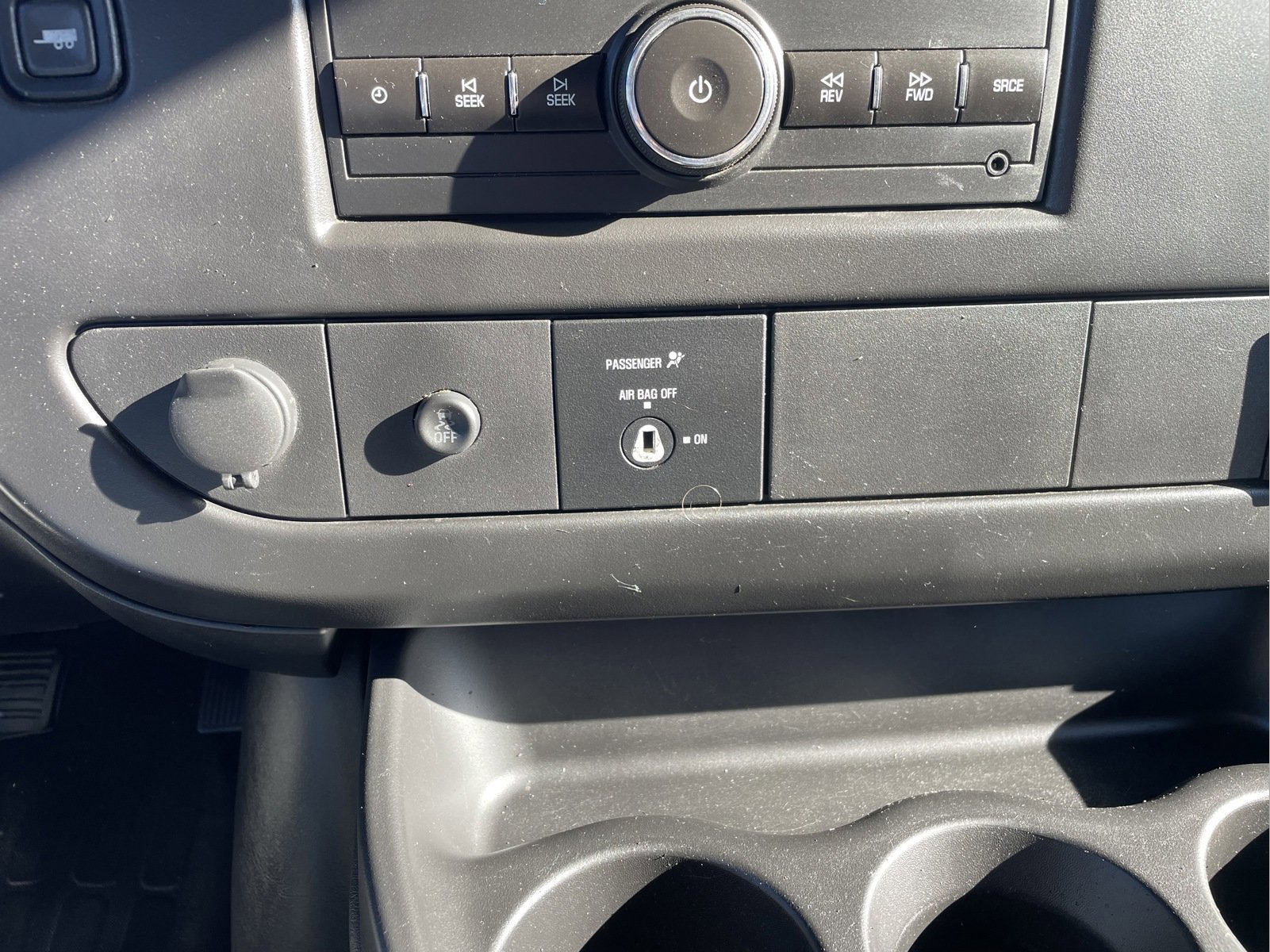 Used 2017 Chevrolet Express 2500 image 12