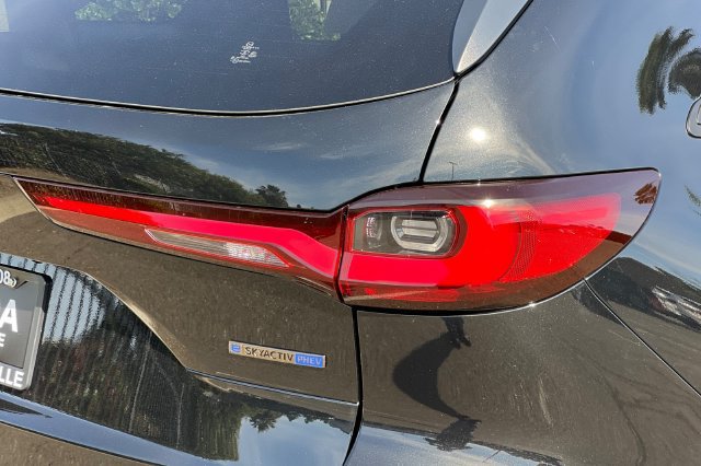 New 2026 MAZDA CX-90 Plug-In Hybrid w/Premium Sport AWD/4WD image 34