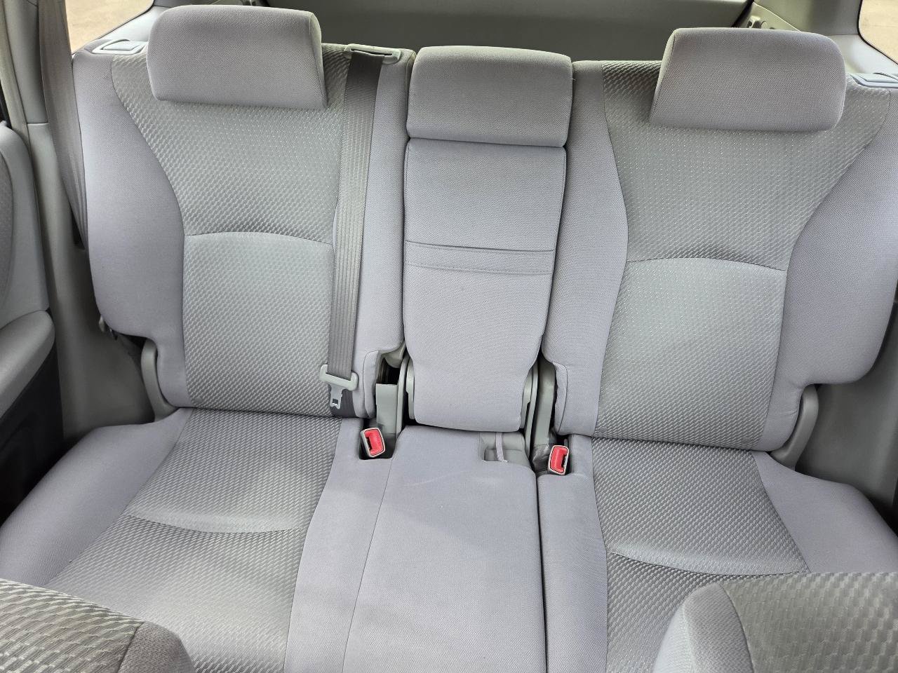 Used 2005 Toyota Highlander 2WD V6 image 25