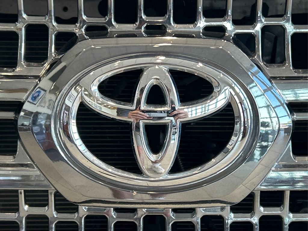 Used 2016 Toyota Tacoma TRD Off-Road image 16
