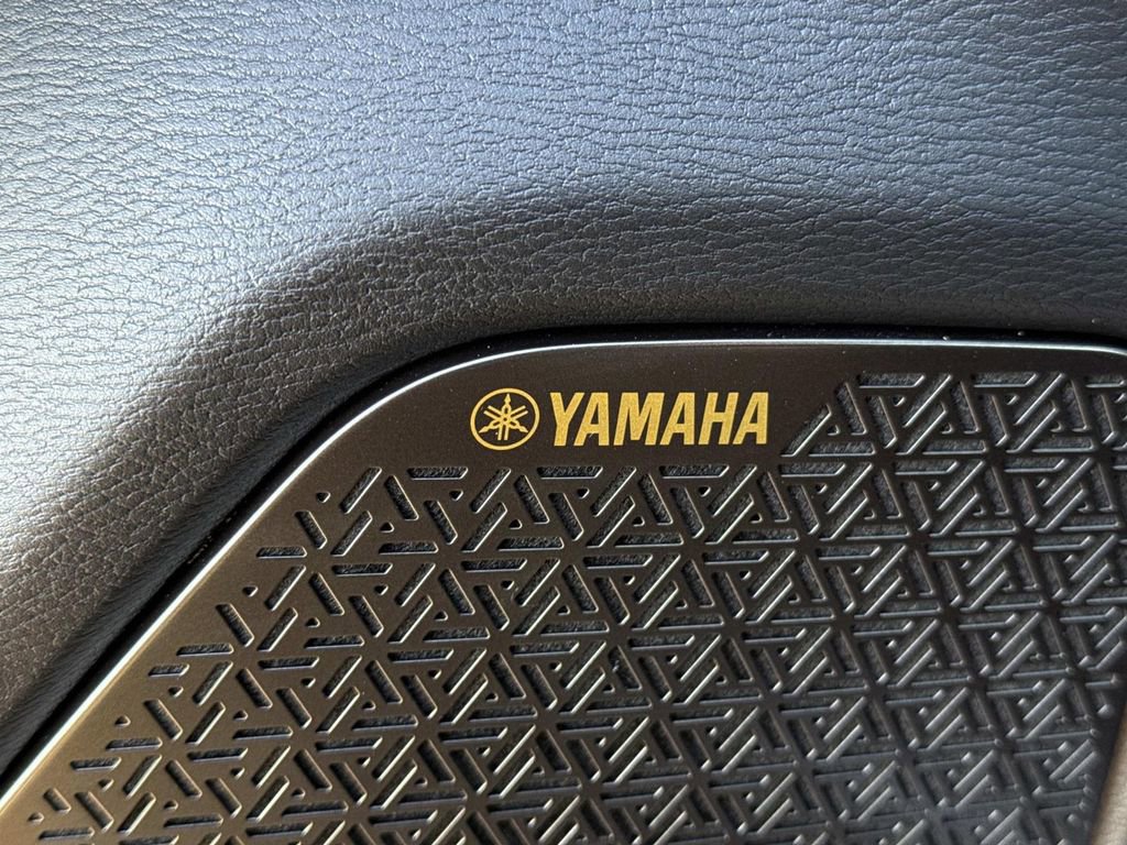 New 2026 Mitsubishi Outlander SEL image 20