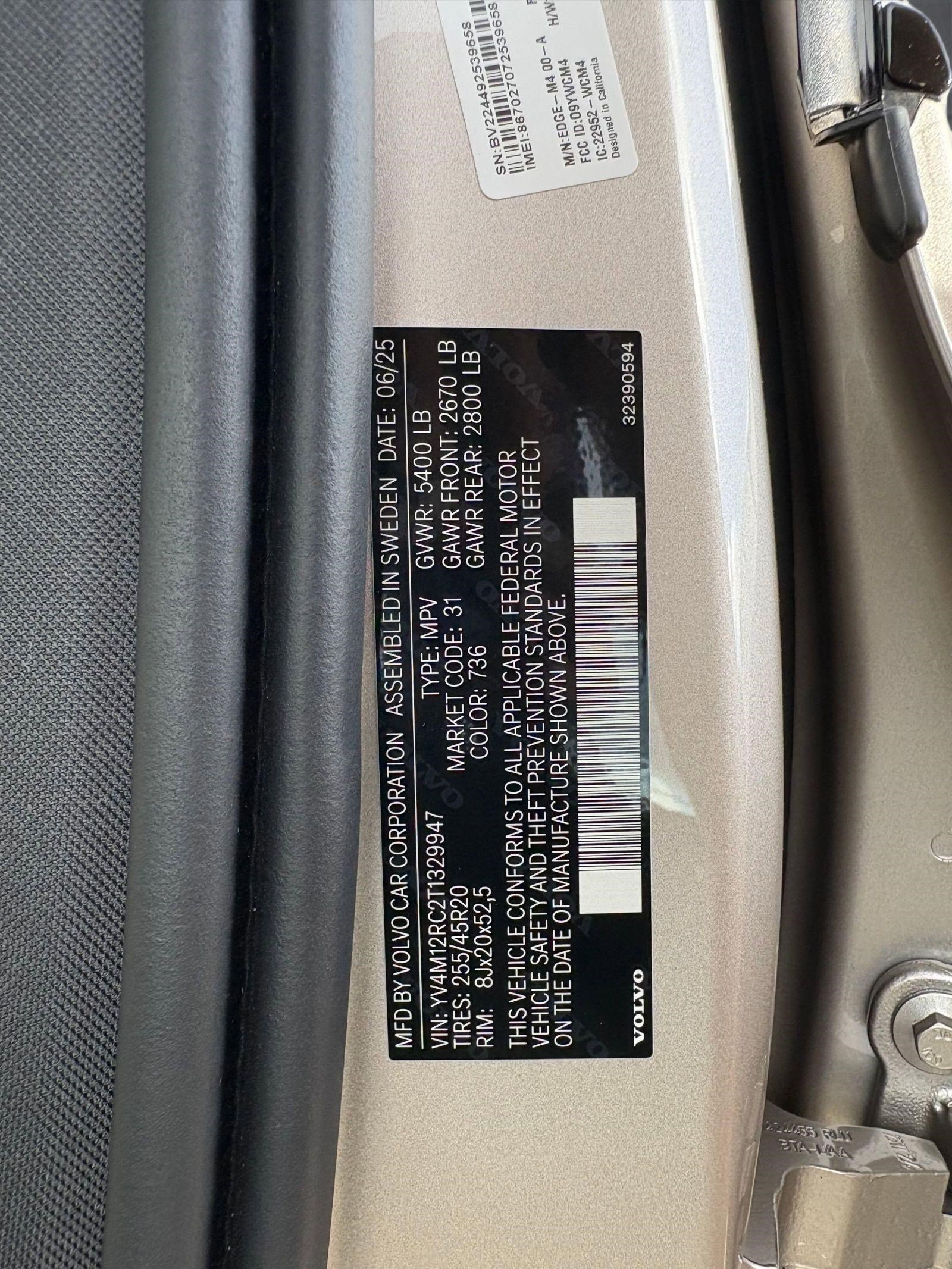 Certified 2026 Volvo XC60 B5 Plus w/ Climate Package AWD/4WD image 19