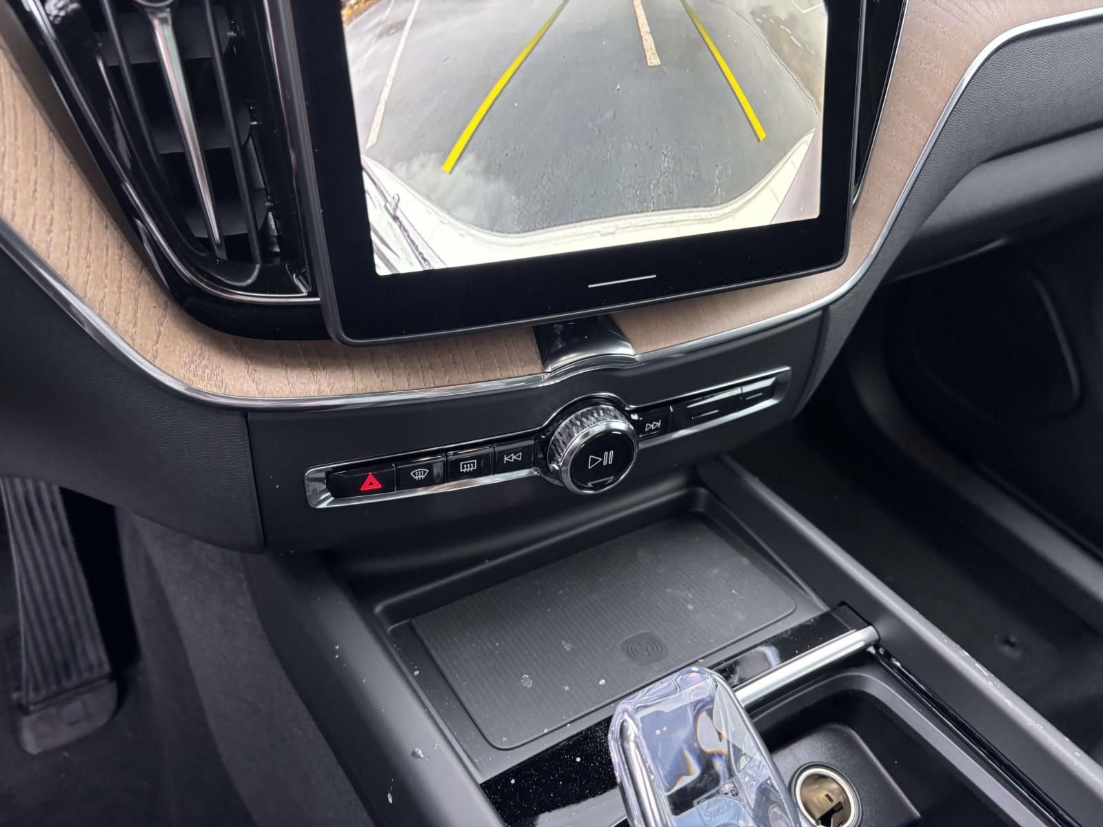 New 2026 Volvo XC60 B5 Plus AWD/4WD image 21