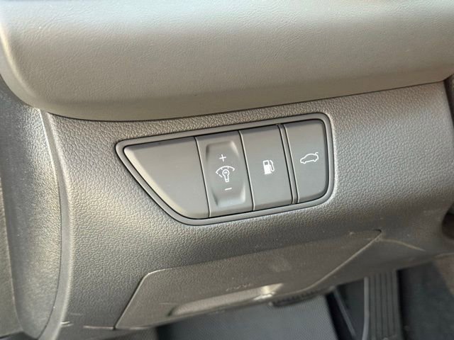 Used 2026 Genesis G70 2.5T Prestige image 14