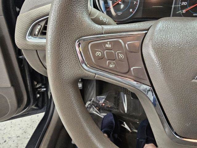 Used 2018 Chevrolet Cruze LT w/ Convenience Package FWD image 11