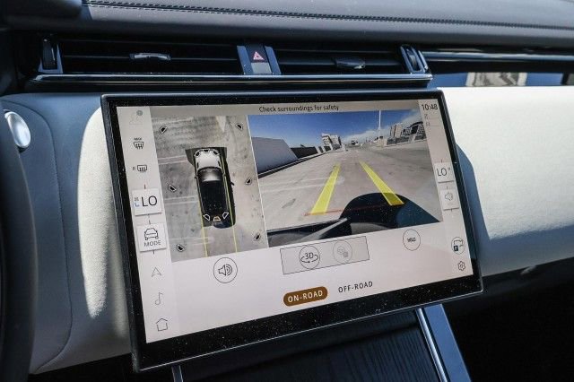 New 2026 Land Rover Range Rover Velar Dynamic SE image 24